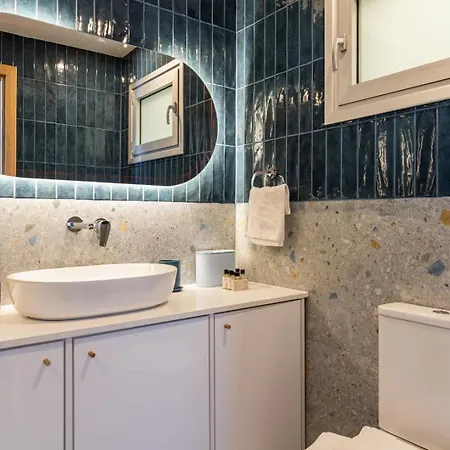 Modern Luxury 2br|park View & Balcony 公寓 *